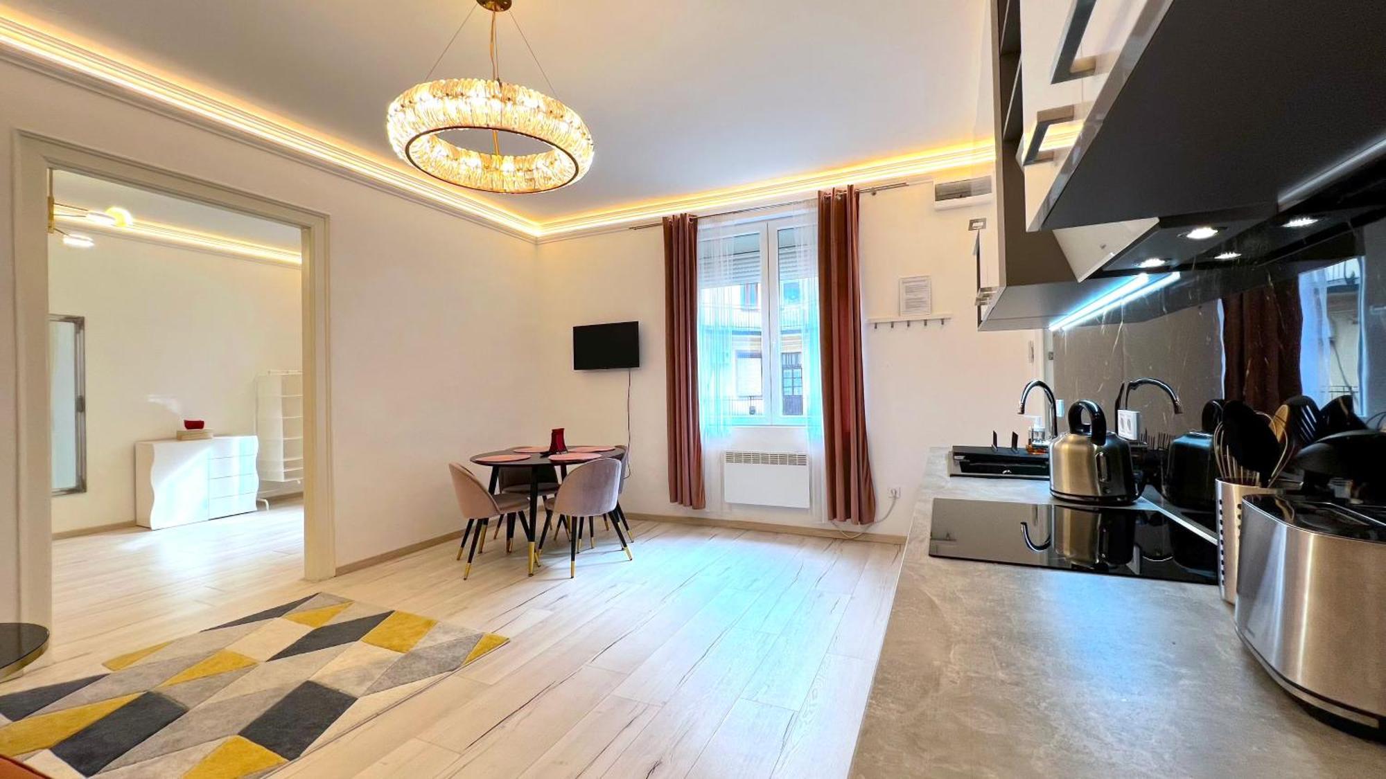 N24 Apartments By Small Home Budapest Ngoại thất bức ảnh